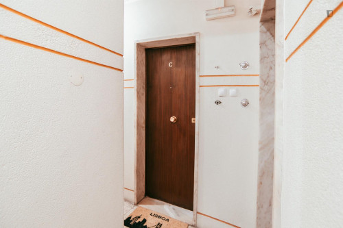 1-bedroom apartment, with outdoor area