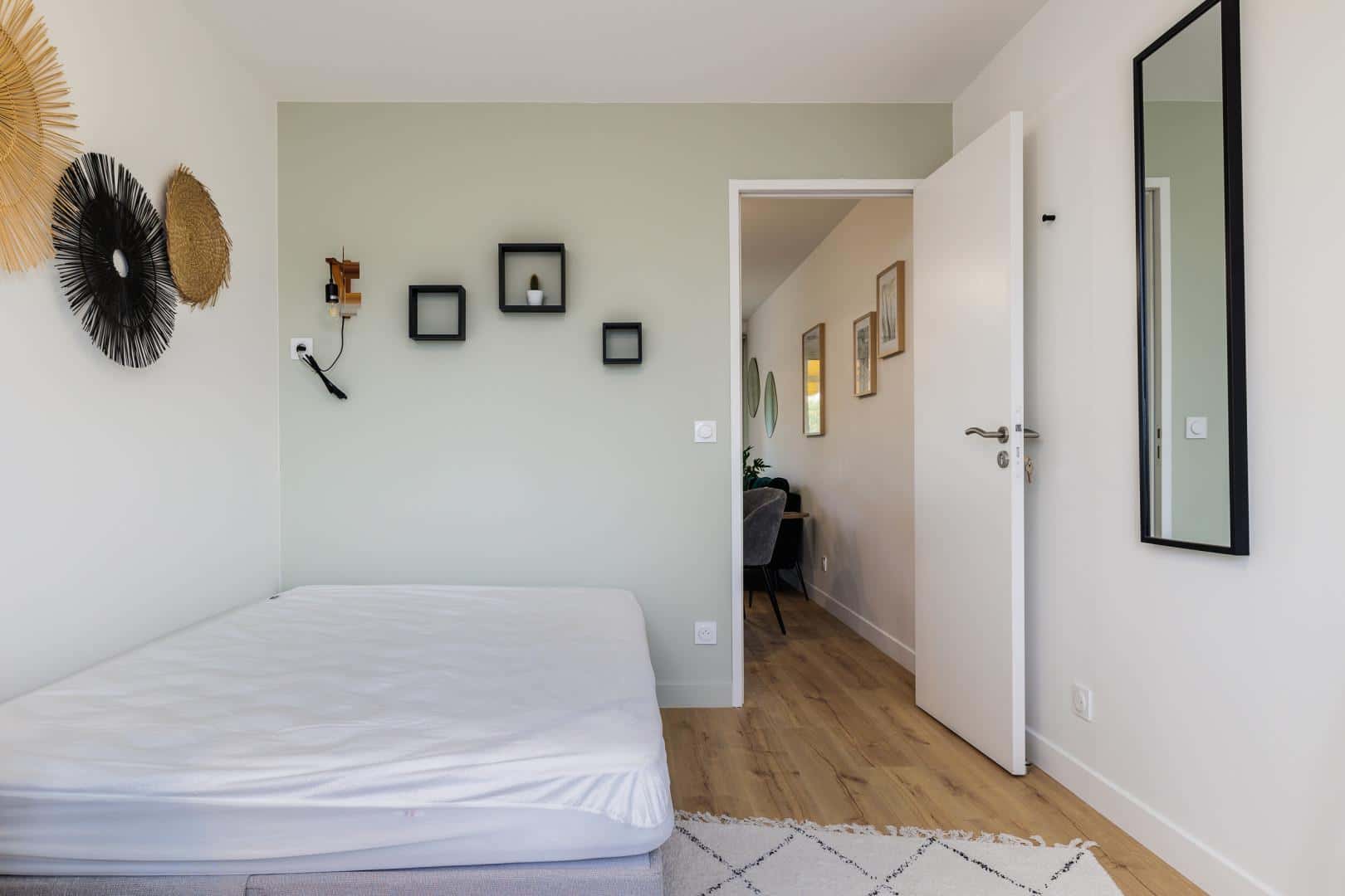  Chambre 2 - ALEMBERT  -  Chambre 2 - ALEMBERT  - Gallery -  1