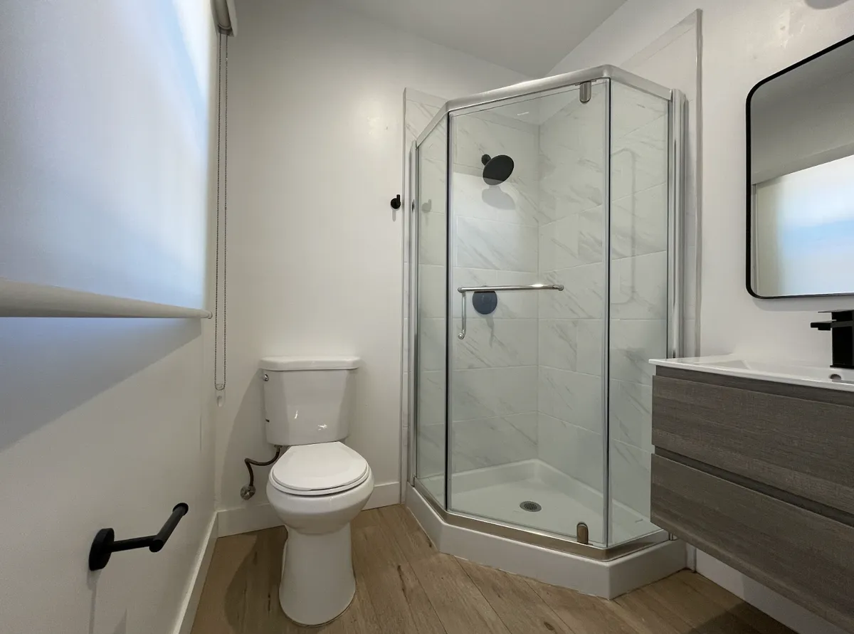  3 Beds 3 Baths - 1  -  1725 Berkeley Way  - Gallery -  2