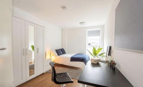 Cosy Budget En-suites, Optional Kitchen, Liverpool