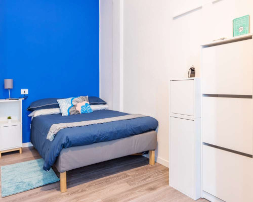 Stanza in Via Natale Battaglia