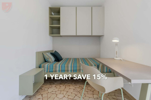 Room in Via Agrigento, Padova for 87 m² with 5 bedrooms