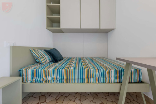 Room in Via Agrigento, Padova for 87 m² with 5 bedrooms