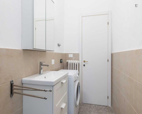 Very cosy single bedroom near Parco 11 Settembre 2001 - Gallery - 10