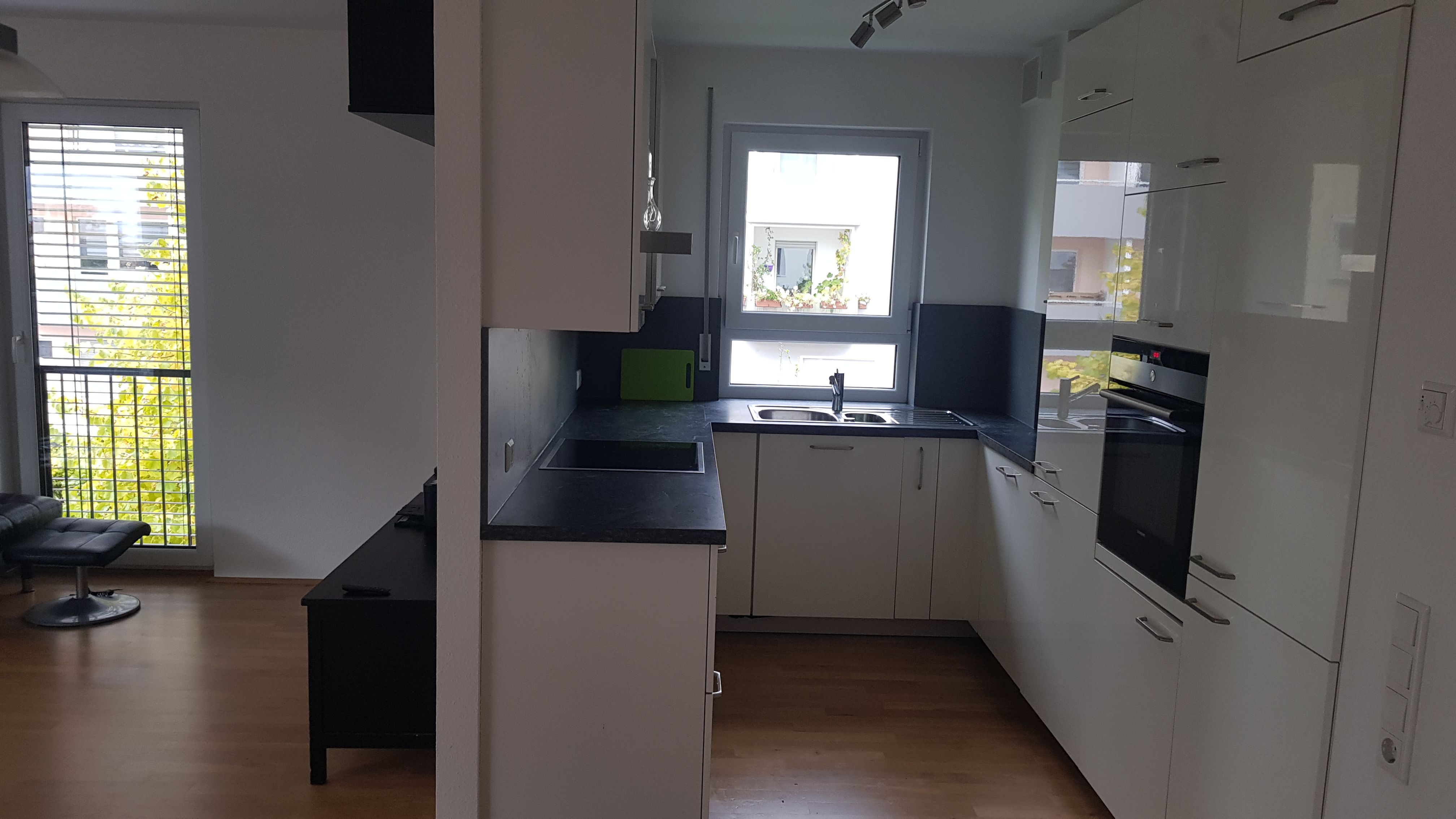  Familienfreundliche Wohnung In Fantastischer Lage Mit Gehobener Ausstattung  -  Familienfreundliche Wohnung in fantastischer Lage mit gehobener Ausstattung  - Gallery -  12