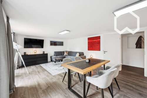 Luxury Apartment Cape Town": Exclusive Residential Living in Bergisch Gladbach – Where City Convenience Meets Natural Serenity