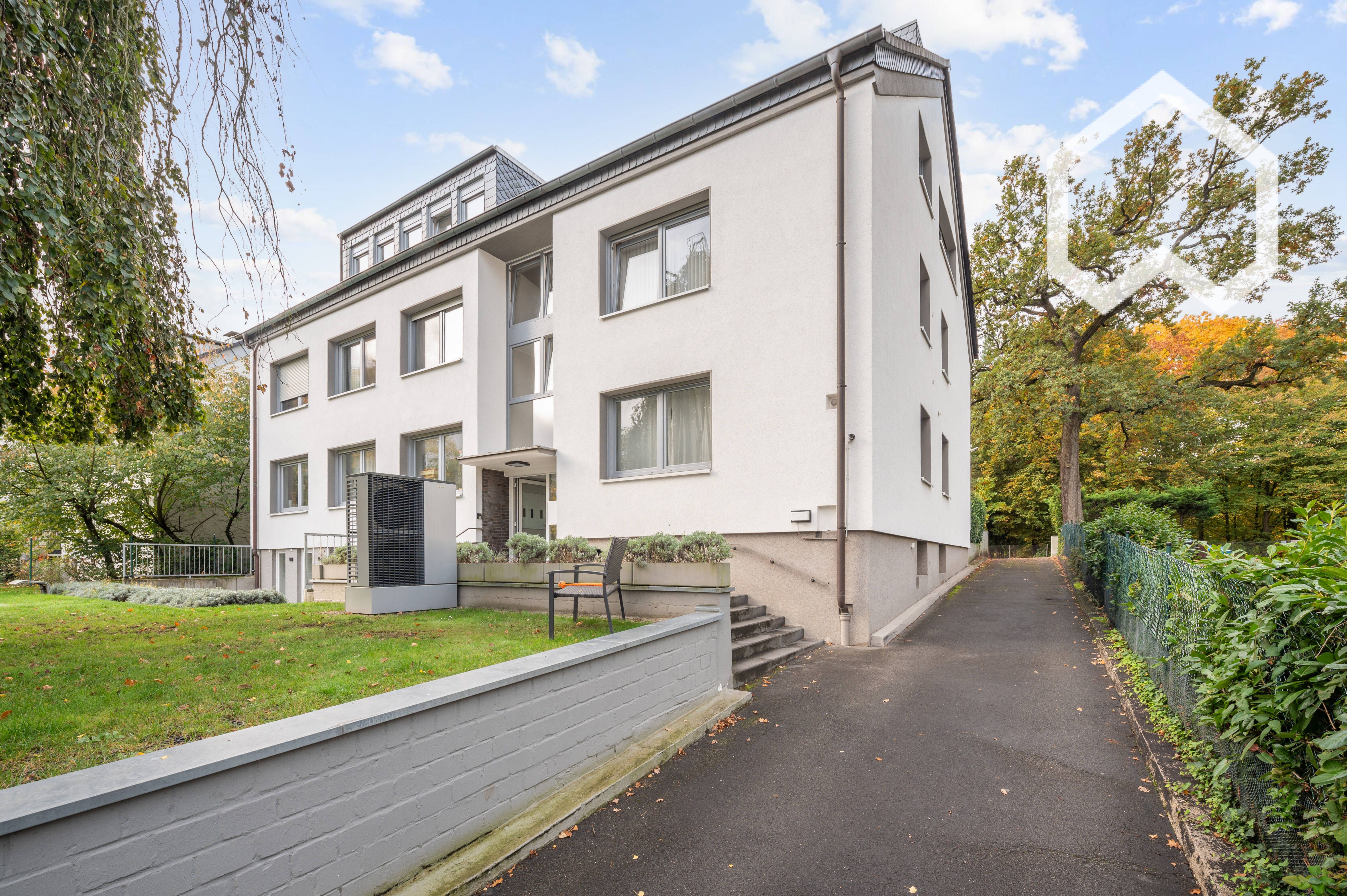  Luxury Apartment Cape Town": Exclusive Residential Living In Bergisch Gladbach – Where City Convenie  -  Luxury Apartment Cape Town": Exclusive Residential Living in Bergisch Gladbach – Where City Convenience Meets Natural Serenity  - Gallery -  1