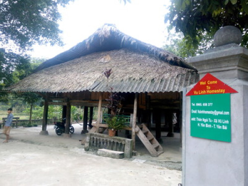 Vu linh homestay - stilt house