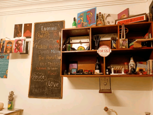 Hippie Home | Artistic Giza Room ne