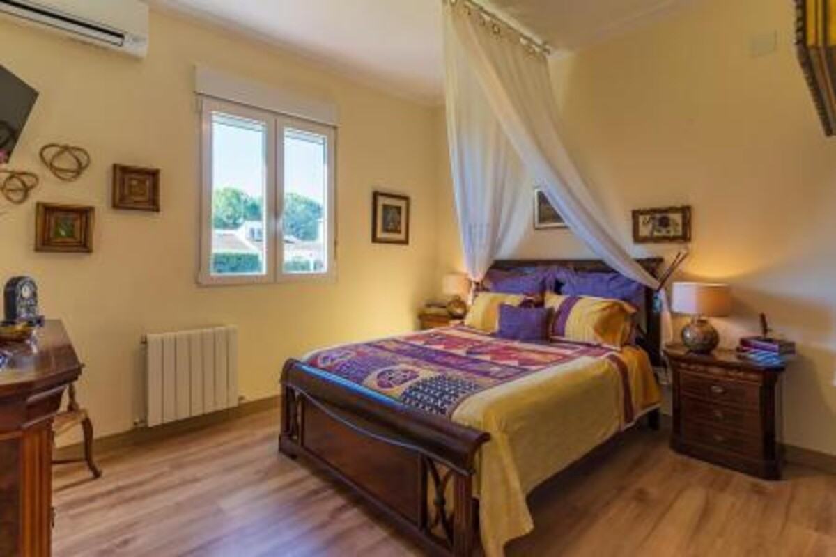  Blue House / Green Room(Full Room)  -  Blue house  - Gallery -  1