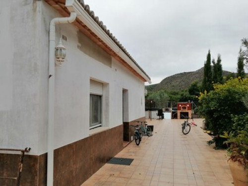 Country house guest room