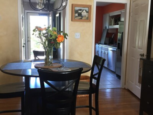 1 room and private bathroom