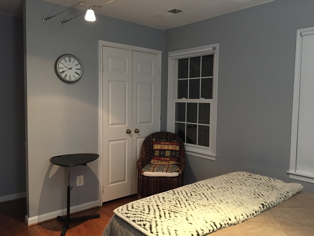  Grey Bedroom (Full Room)  -  1 room and private bathroom  - Gallery -  1