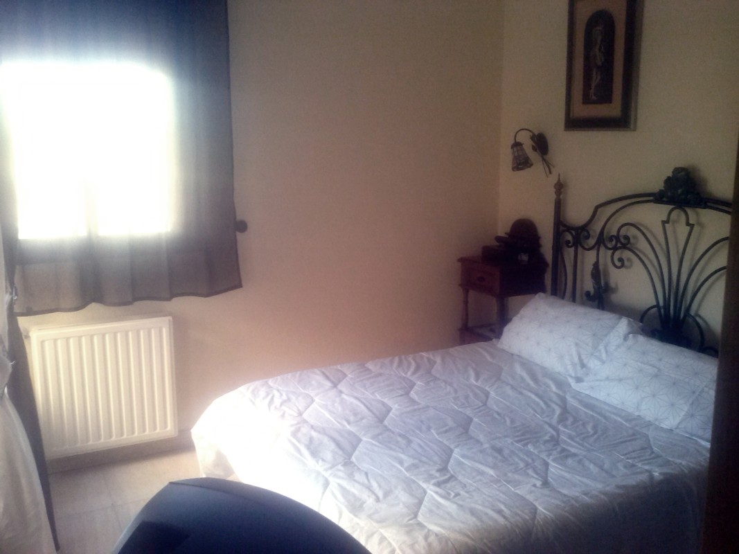 Room On Top Floor 1(Full Room) - 1