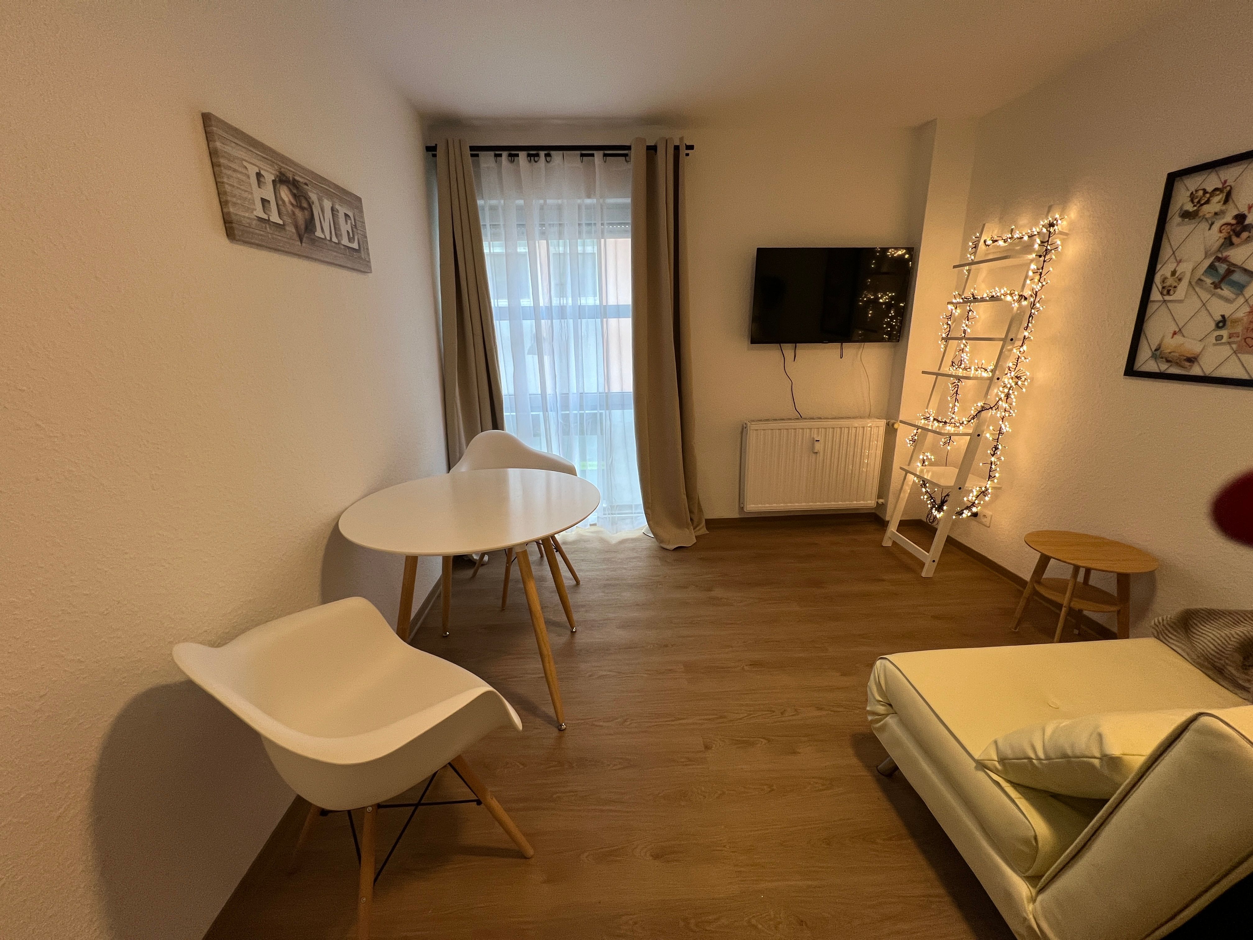  Furnished 3 Room Flat In Neubrunn, Suitable For Shared Flat  -  Furnished 3 room flat in Neubrunn, suitable for shared flat  - Gallery -  9
