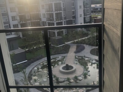 Clean and furnished room for rent 