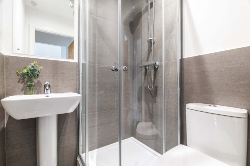 4-mayville-street-leeds-100043976720251022072919AM