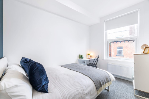 4-mayville-street-leeds-35862596820251022072921AM