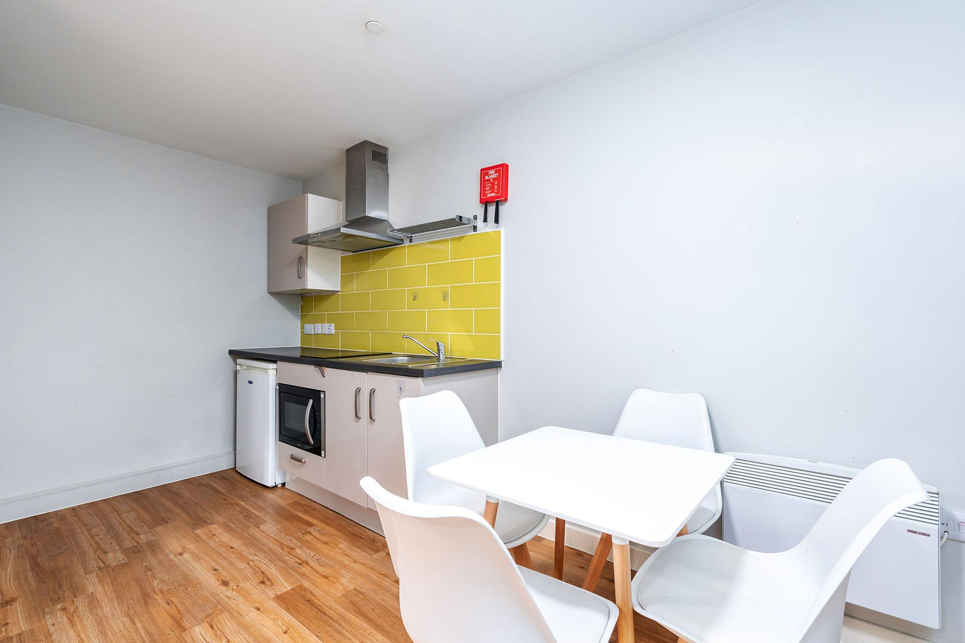 One Bedroom Apartment - Sovereign House - Gallery - 4