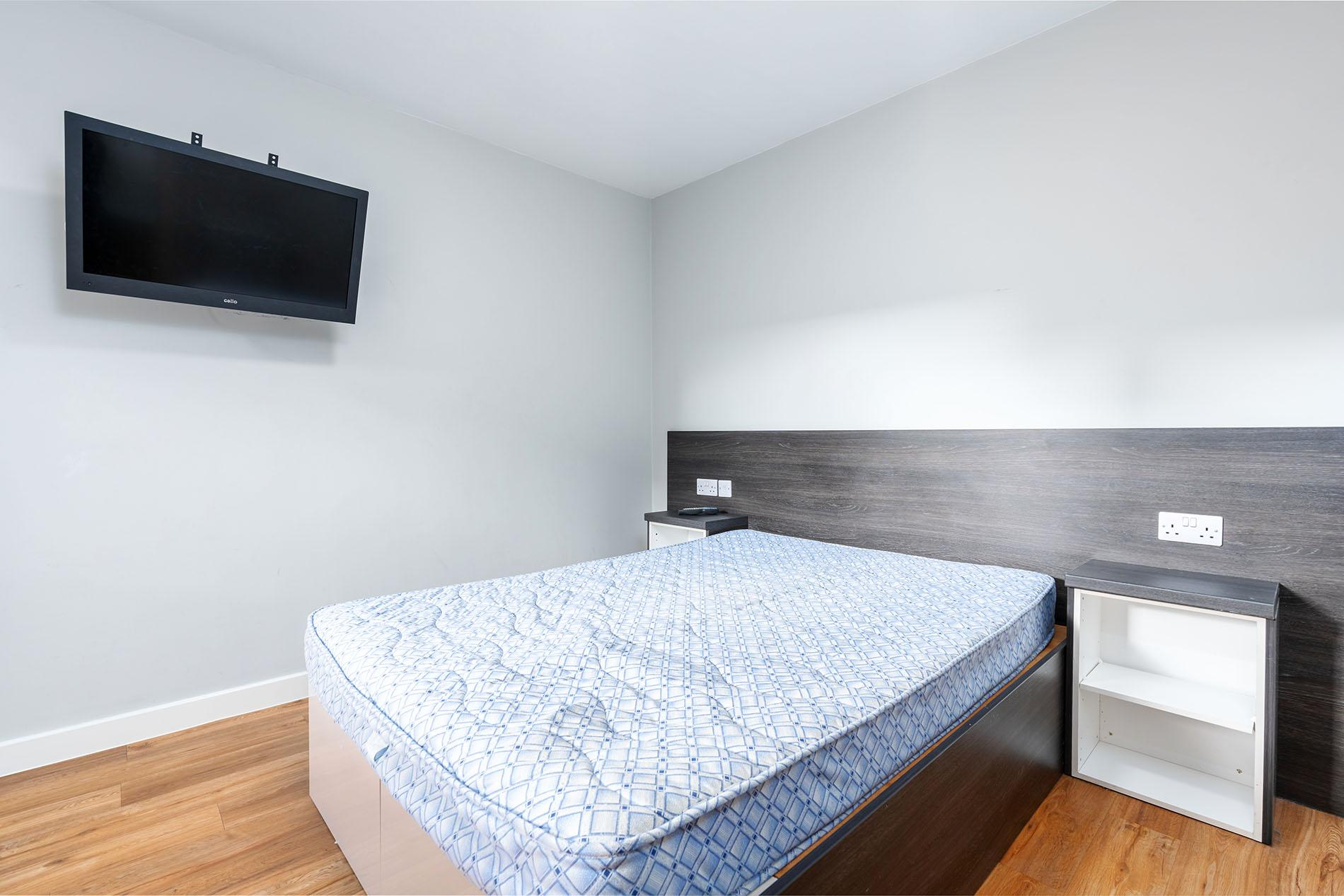 One Bedroom Apartment - Sovereign House - Gallery - 1