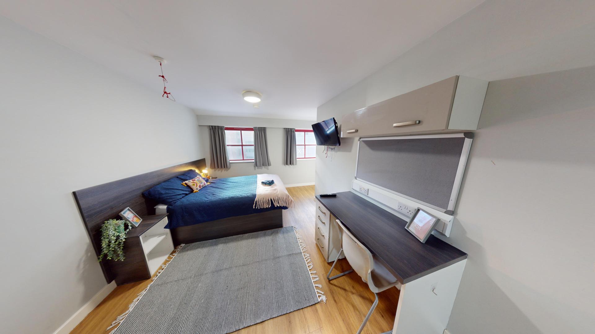  Deluxe Studio  -  Avalon Court  - Gallery -  11