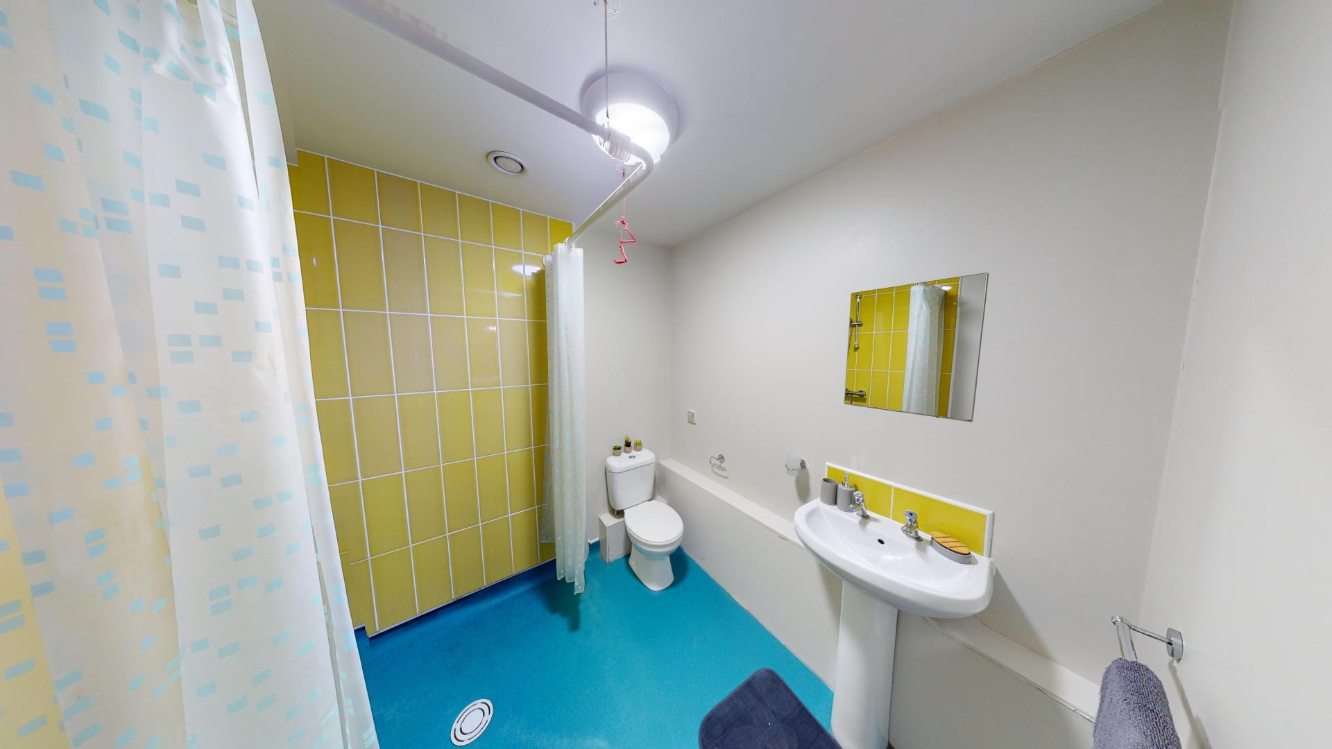  Deluxe Studio  -  Avalon Court  - Gallery -  13