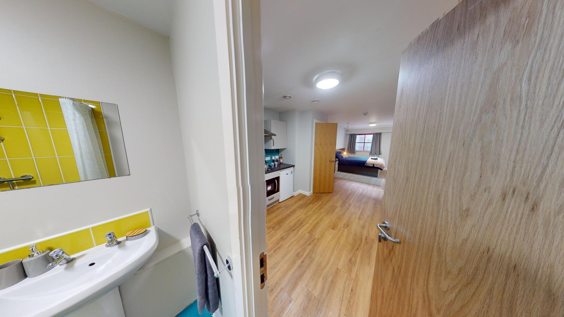 Deluxe Studio  -  Avalon Court  - Gallery -  2