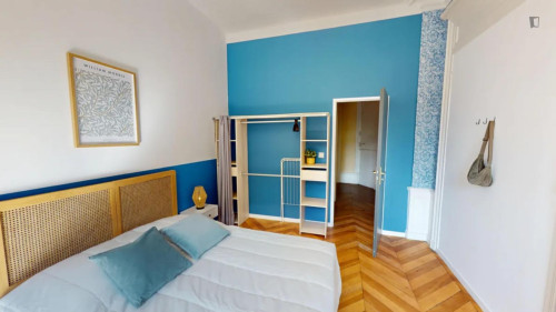 Alluring double bedroom in the centre of Lyon