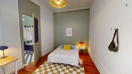 Modern ensuite double bedroom in the centre of Lyon