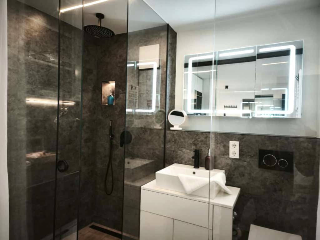 Danube Rooms - Küche - - 10