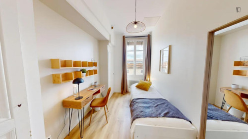 Comfy single bedroom near Université Lumière Lyon 2