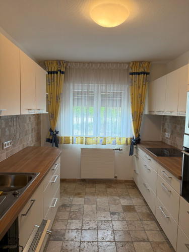 Amazing, fashionable flat in Seeheim-Jugenheim