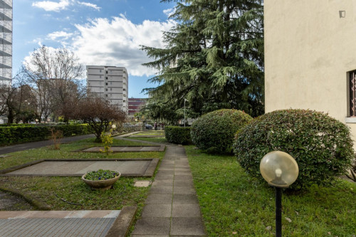 Welcoming 4-bedroom apartment near Parco La Spezia