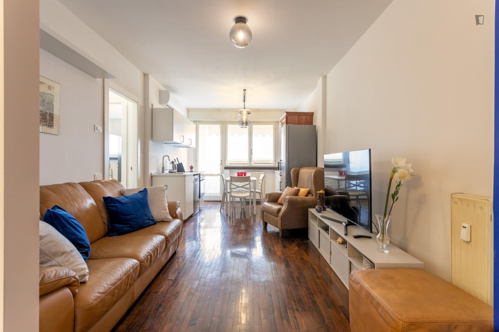 Welcoming 4-Bedroom Apartment Near Parco La Spezia - Welcoming 4-bedroom apartment near Parco La Spezia - Gallery - 1
