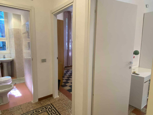 Welcoming 3-bedroom apartment near Università Bocconi
