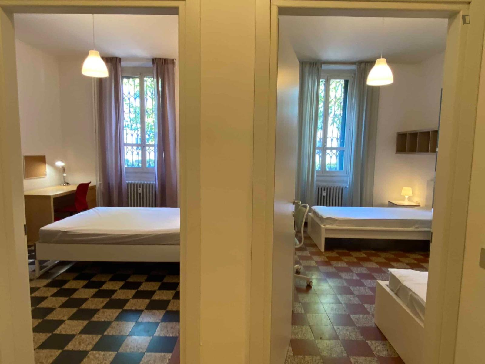  Welcoming 3-Bedroom Apartment Near Università Bocconi  -  Welcoming 3-bedroom apartment near Università Bocconi  - Gallery -  1