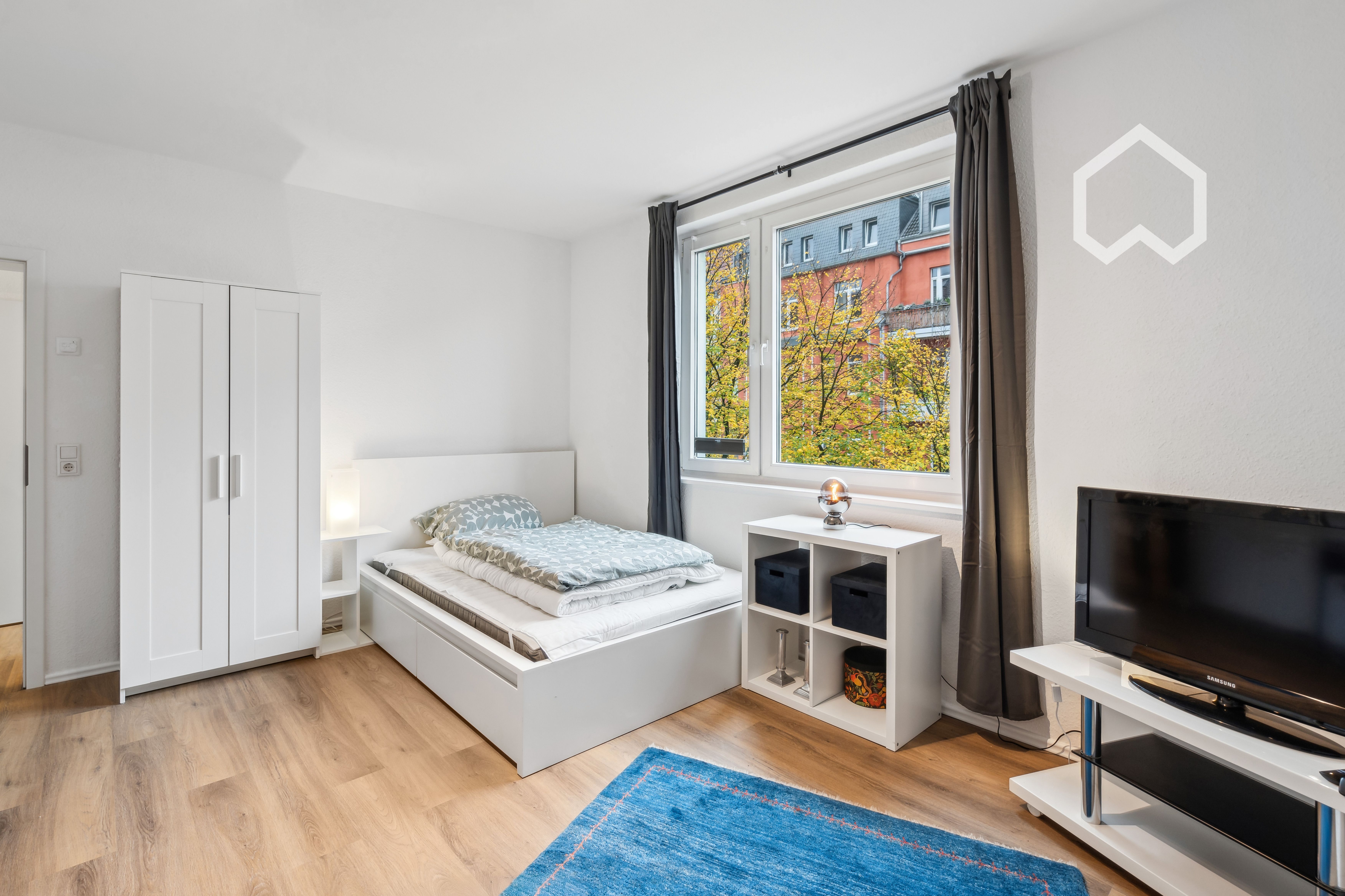  Quiet & Centrally Located – Bright, Modern Apartment To Feel At Home  -  Quiet & centrally located – bright, modern apartment to feel at home  - Gallery -  2