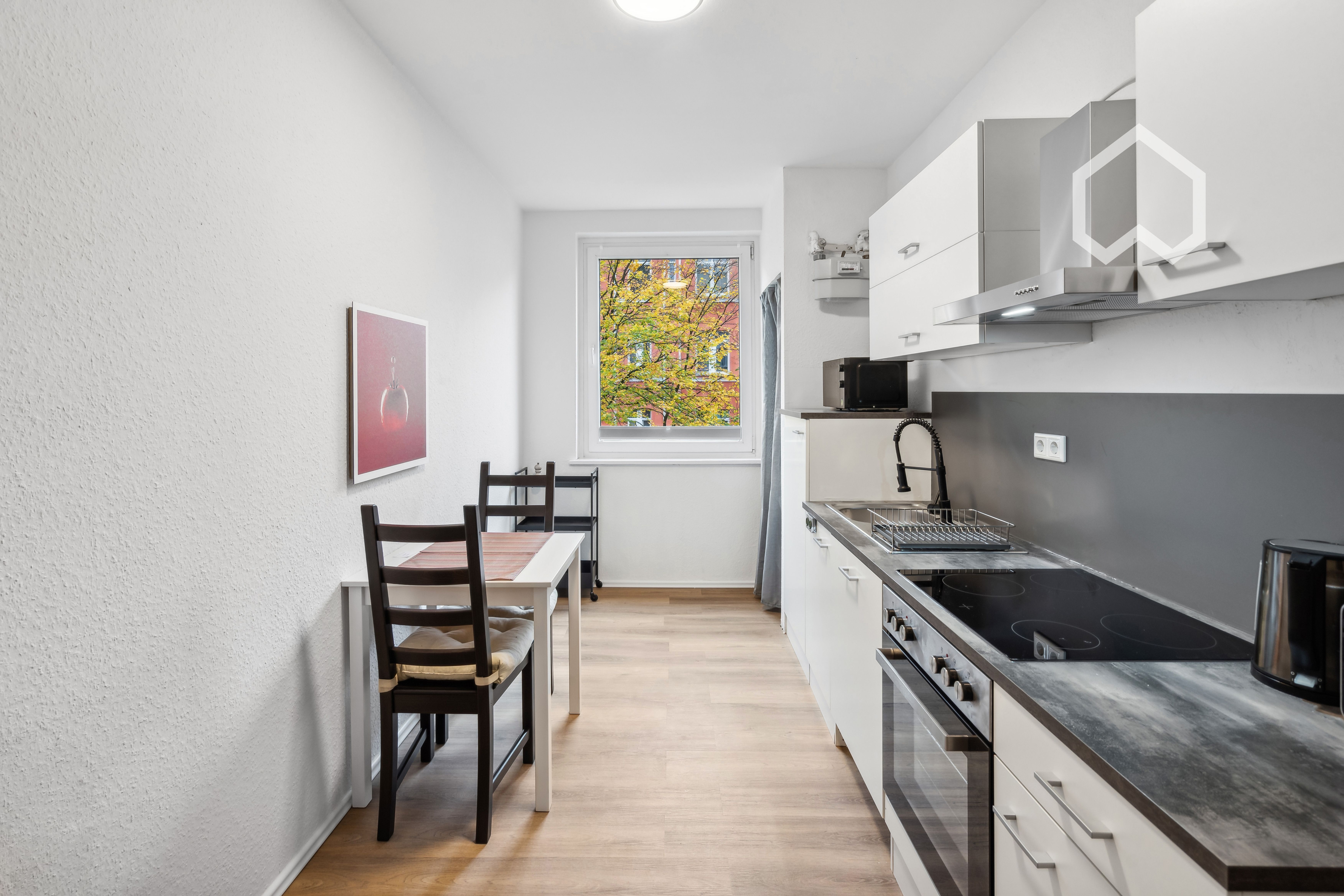 Quiet & Centrally Located – Bright, Modern Apartment To Feel At Home  -  Quiet & centrally located – bright, modern apartment to feel at home  - Gallery -  12