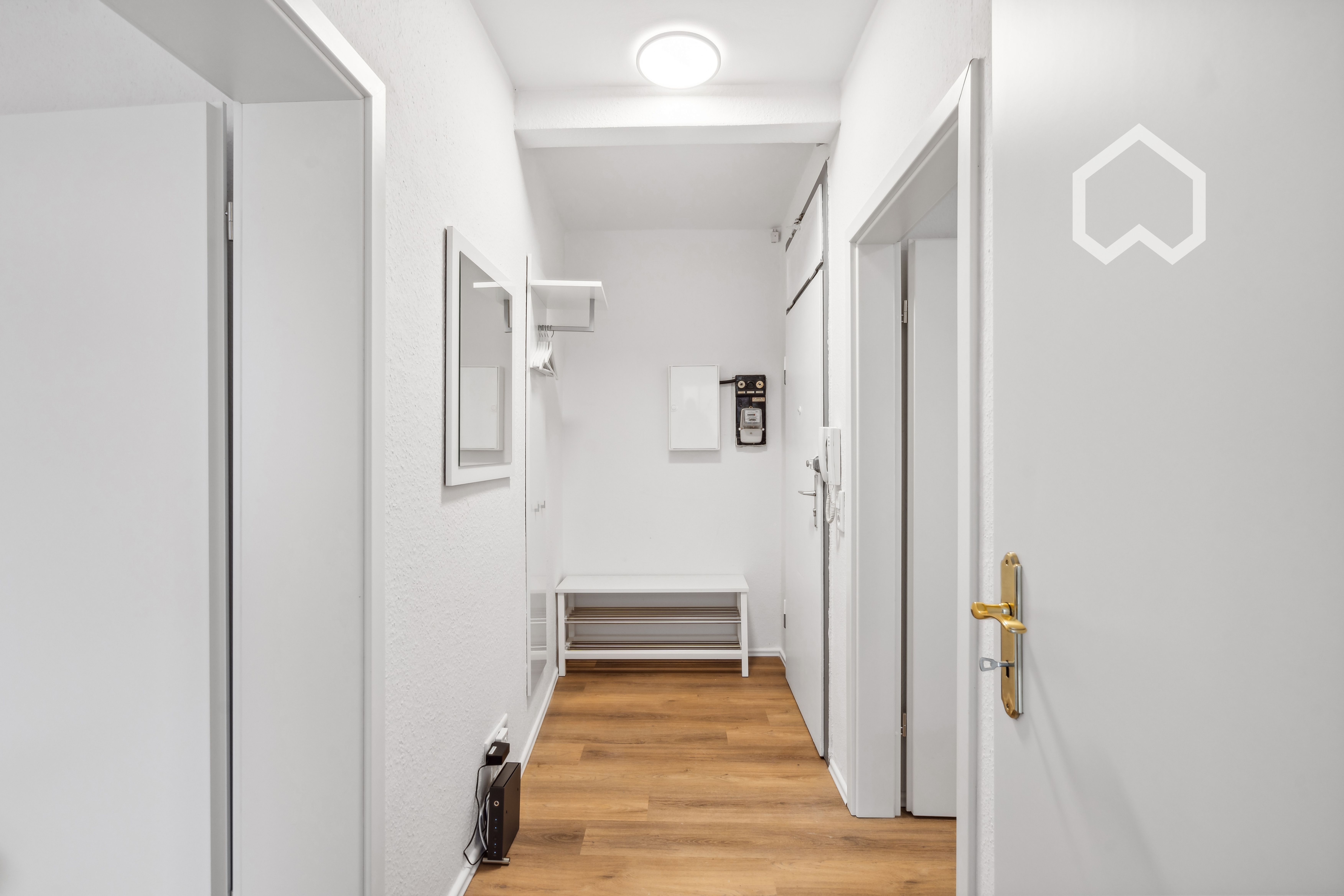  Quiet & Centrally Located – Bright, Modern Apartment To Feel At Home  -  Quiet & centrally located – bright, modern apartment to feel at home  - Gallery -  14