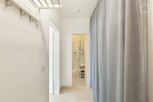 Bright, modern Apartment in the city centre of Leverkusen (close to main station, car park optional) - Gallery - 7