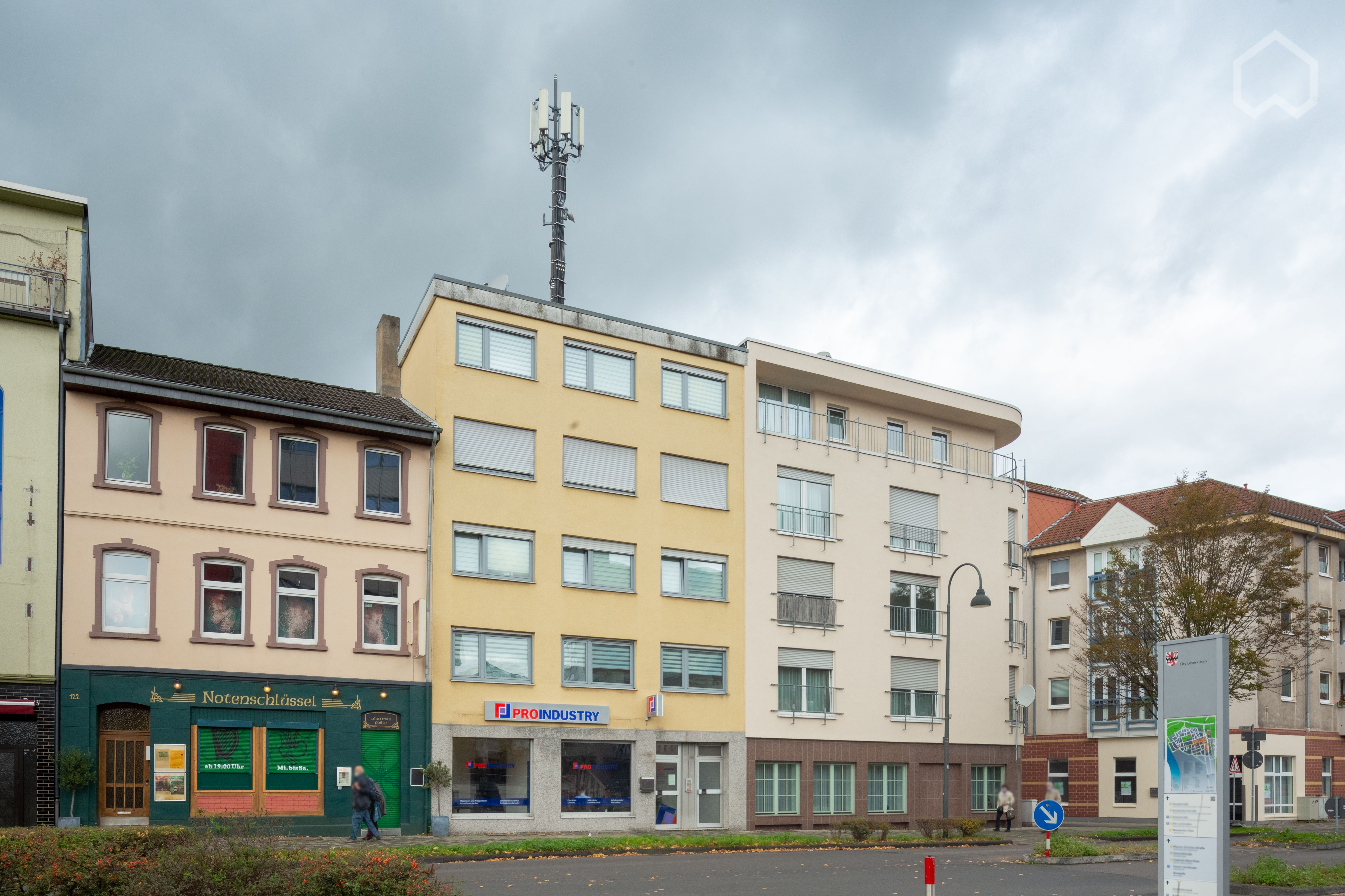 Bright, Modern Apartment In The City Centre Of Leverkusen (close To Main Station, Car Park Optional) - 2
