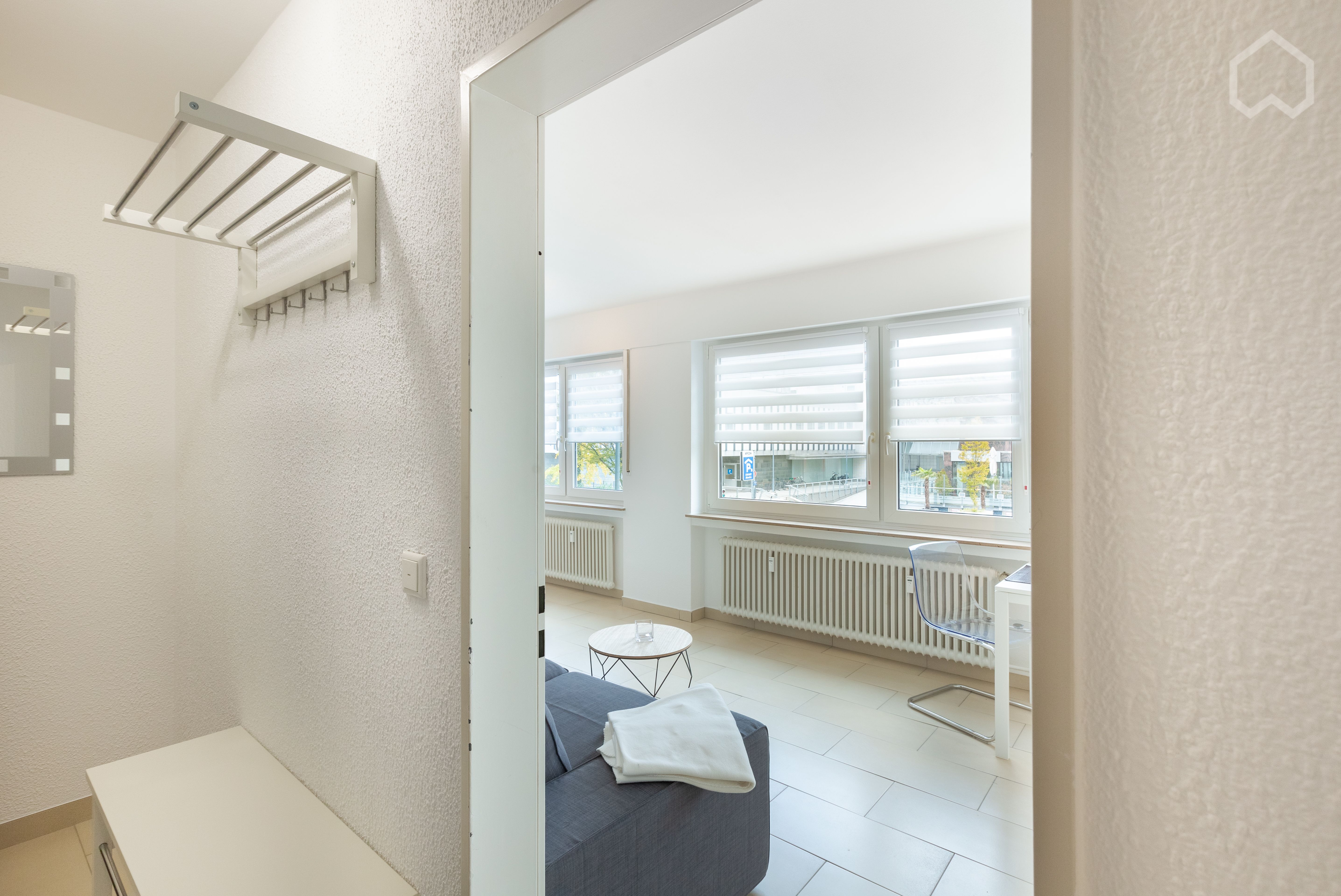 Bright, Modern Apartment In The City Centre Of Leverkusen (close To Main Station, Car Park Optional) - 4