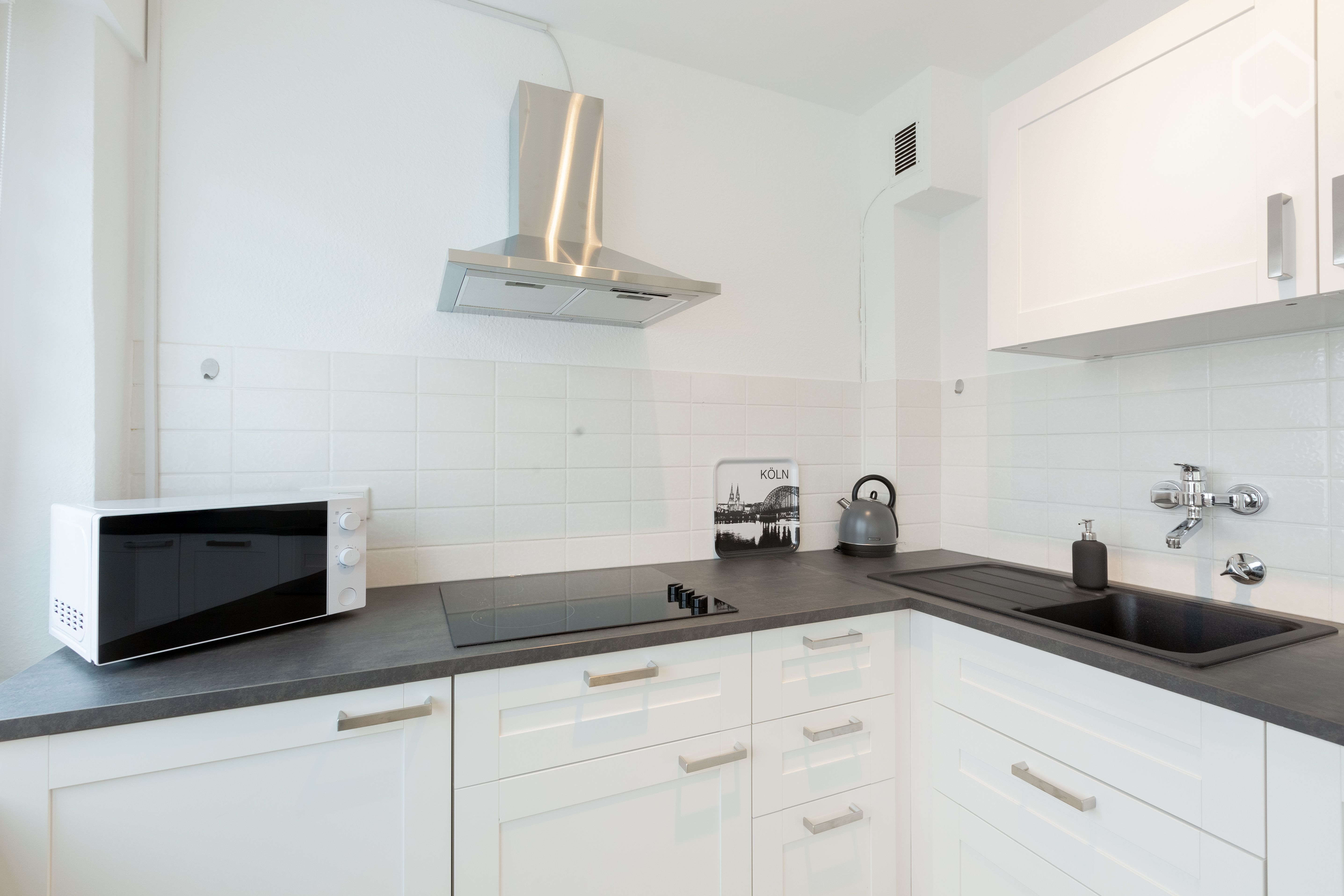 Bright, Modern Apartment In The City Centre Of Leverkusen (close To Main Station, Car Park Optional) - 10