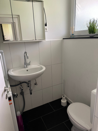 Möblierte 1-Zimmerwohnung mit Garten in Erlangen-Sieglitzhof – 1.500 € inkl. NK