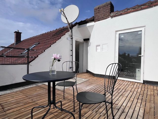 2 Separate Bedrooms | Central | Fully Equipped Kitchen | Terrace | Near Uniklinik And Josefinum - 6