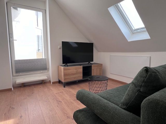 2 Separate Bedrooms | Central | Fully Equipped Kitchen | Terrace | Near Uniklinik And Josefinum - 10