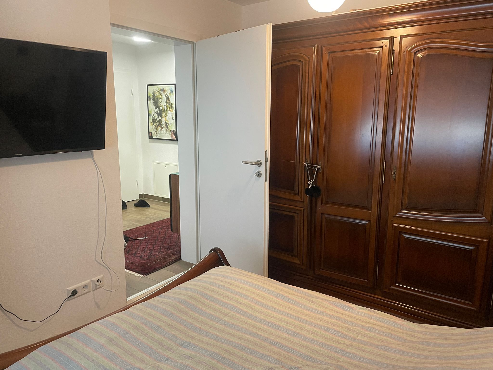  Hochwertig Voll Möblierte 2–Raum Wohnung Mit Garten In Besigheim Zur Zwischenmiete  -  Hochwertig voll möblierte 2–Raum Wohnung mit Garten in Besigheim zur Zwischenmiete  - Gallery -  3