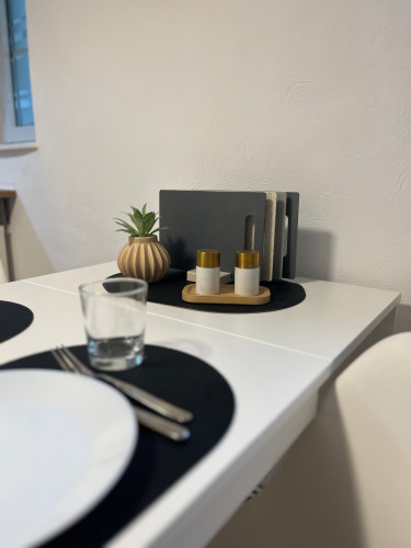 Modern Apartment - Longstay - Netflix