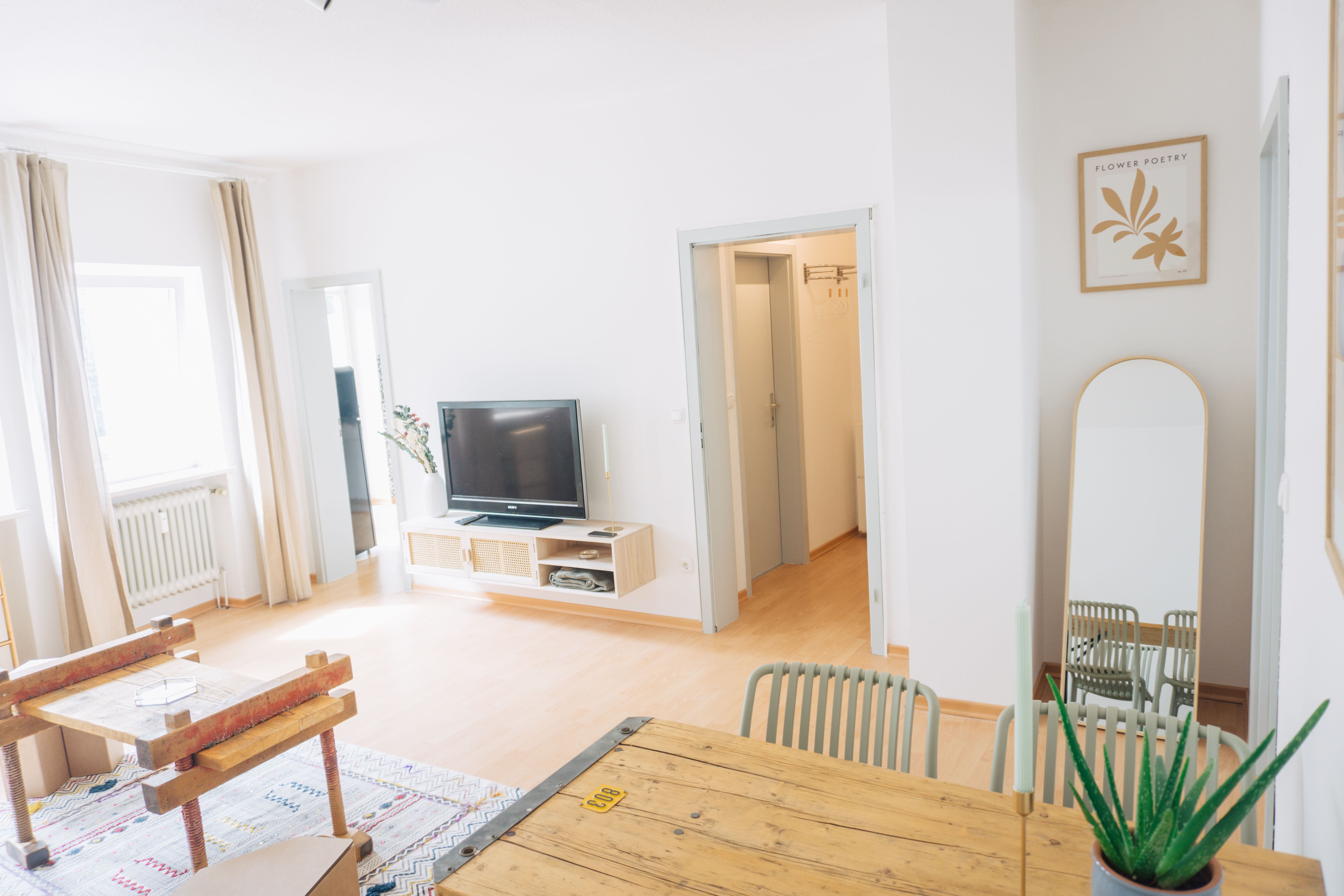 Nice & Bright Apartment In Straubing - 20