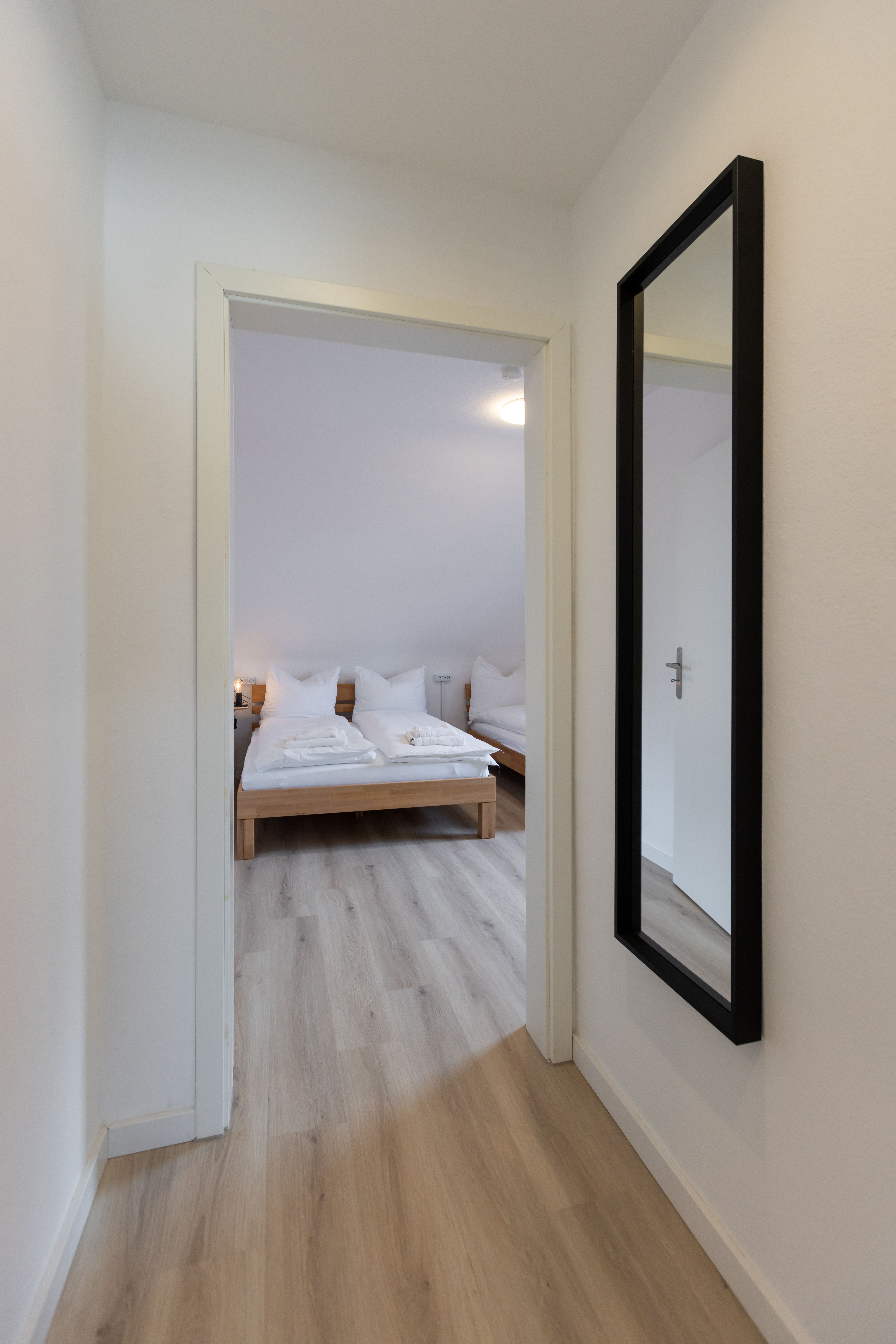 Fashionable & Gorgeous Suite (Zell A. Main) - 11